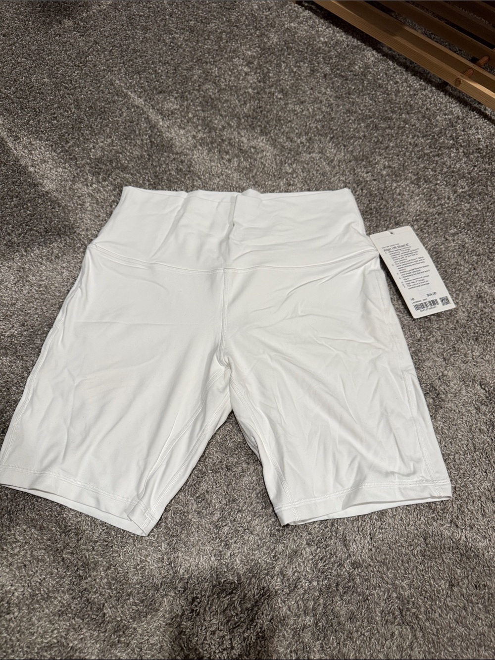 NWT! lululemon athletica White Align Bike Shorts